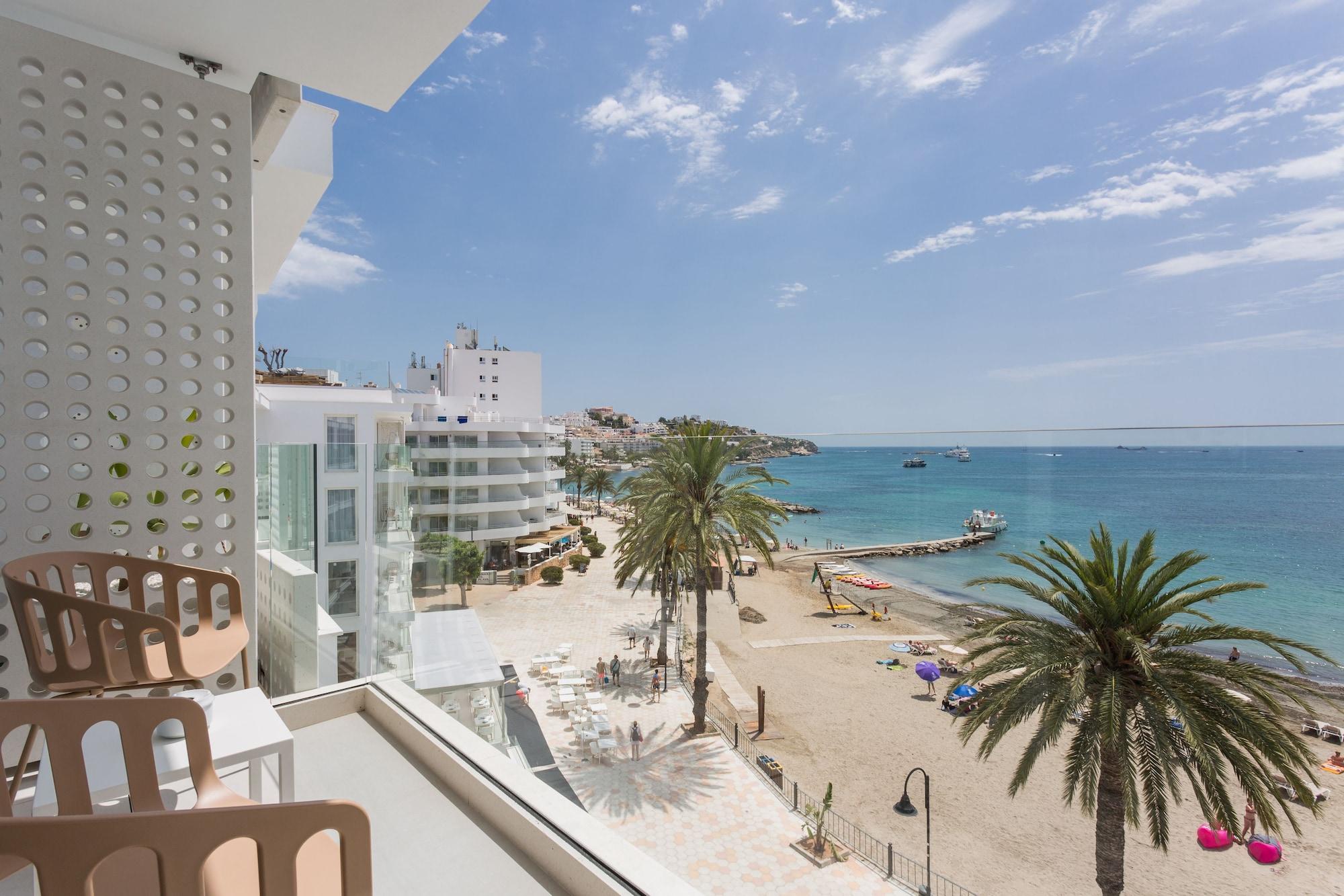One Ibiza Suites Exterior photo