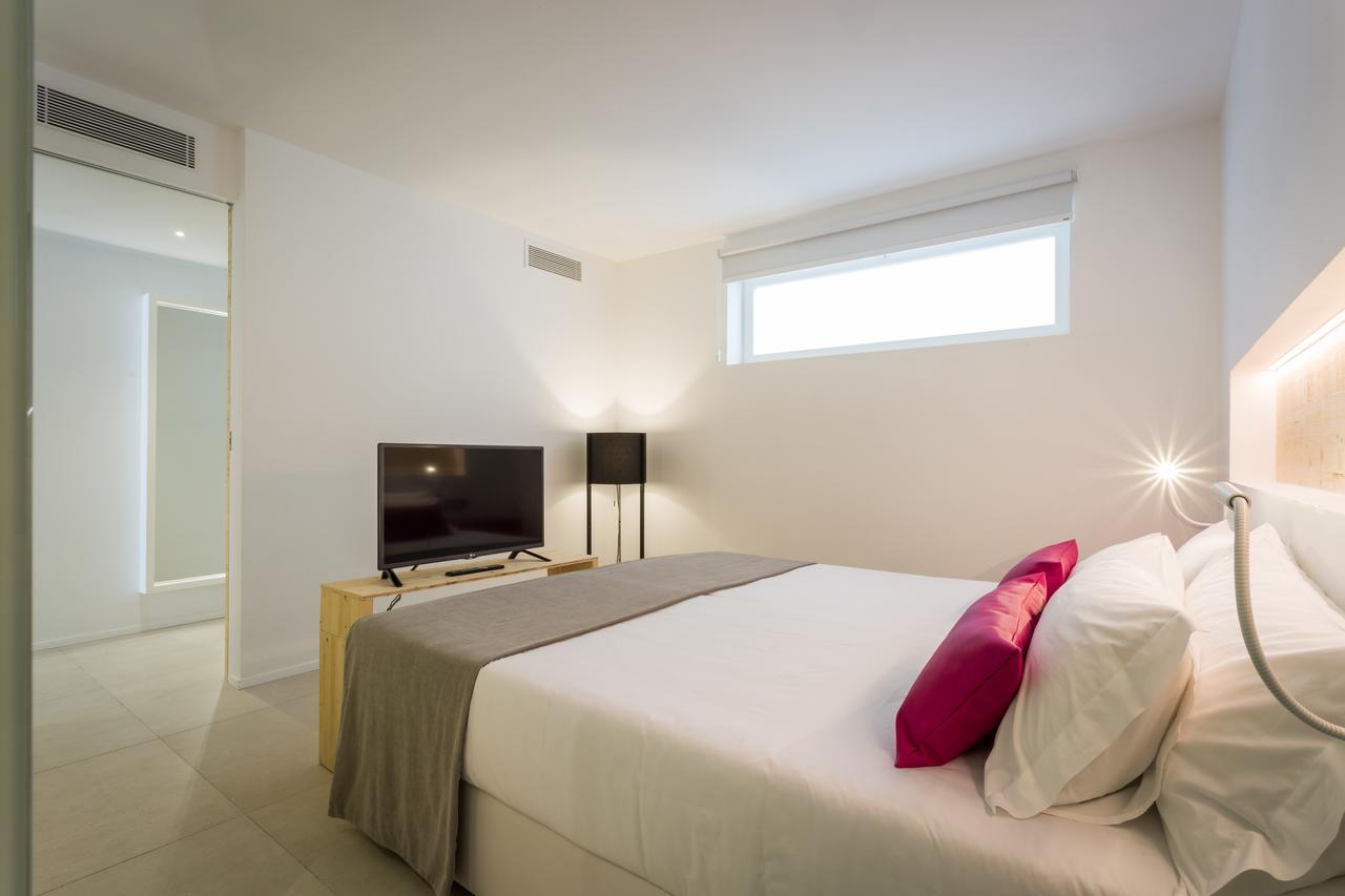 One Ibiza Suites Room photo